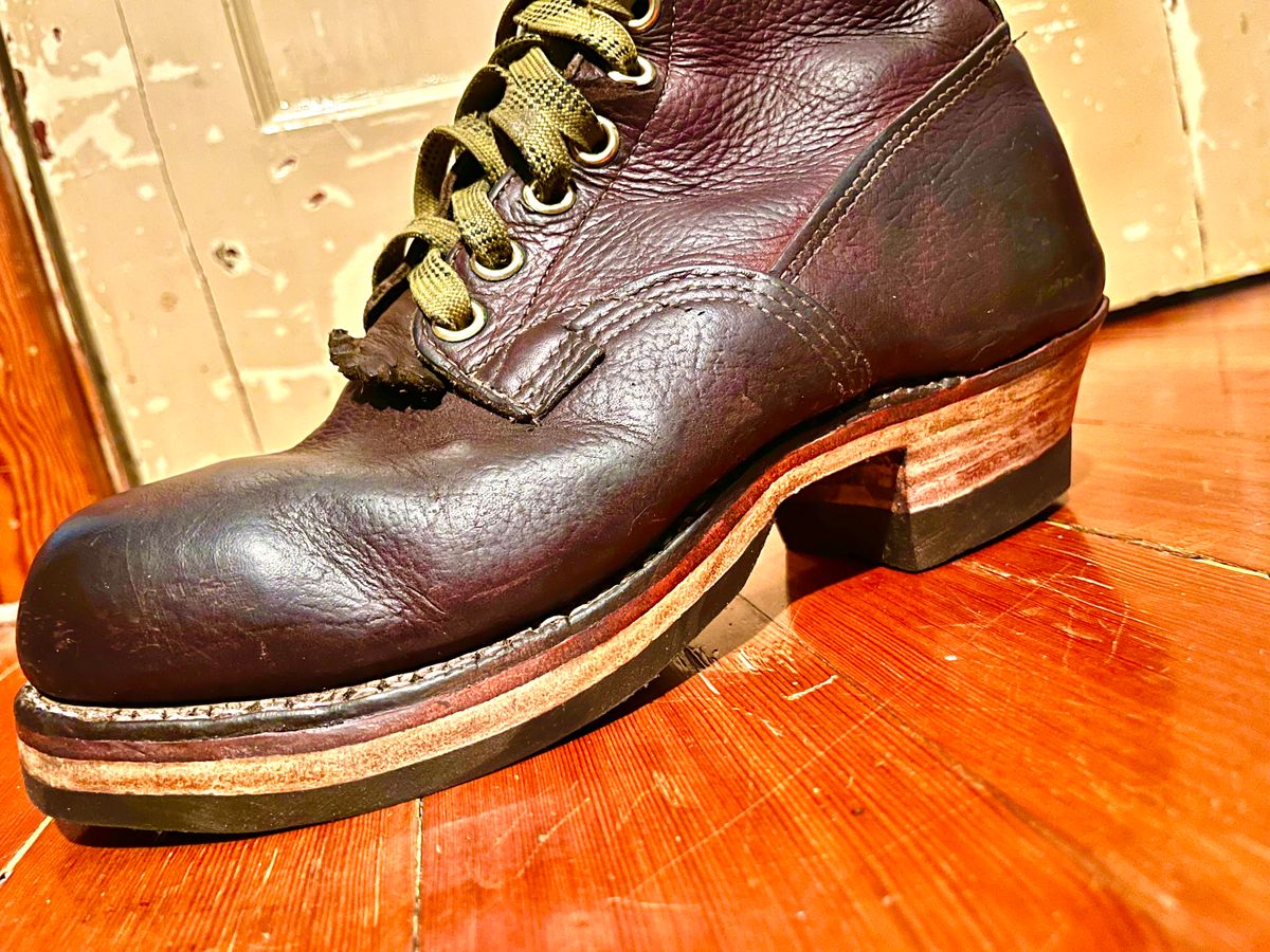 Photo by BigMunnyMunro on May 26, 2025 of the GREB 1960s Kodiak Steel Toe in Unknown Leather.