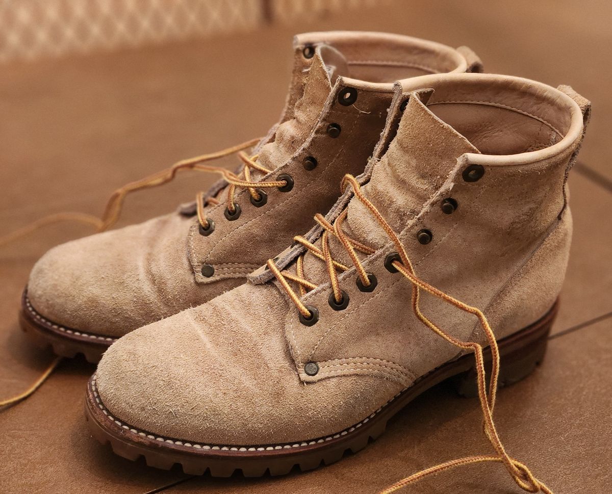 Photo by Zeonic on September 3, 2024 of the Chippewa Type 1 Service Boot in Sand Roughout.