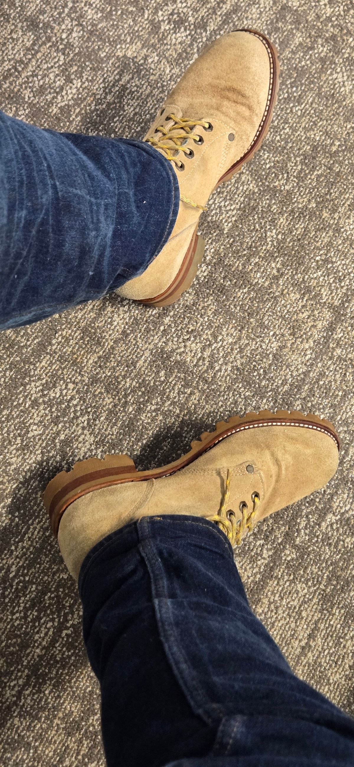 Photo by Zeonic on January 13, 2025 of the Chippewa Type 1 Service Boot in Sand Roughout.