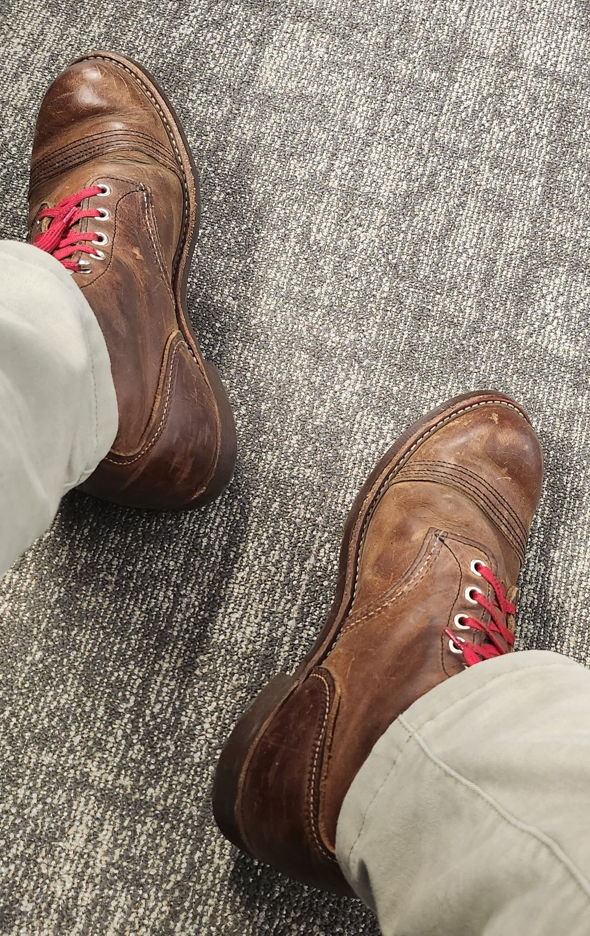 Photo by Zeonic on January 5, 2024 of the Red Wing Iron Ranger in S.B. Foot Copper Rough and Tough.