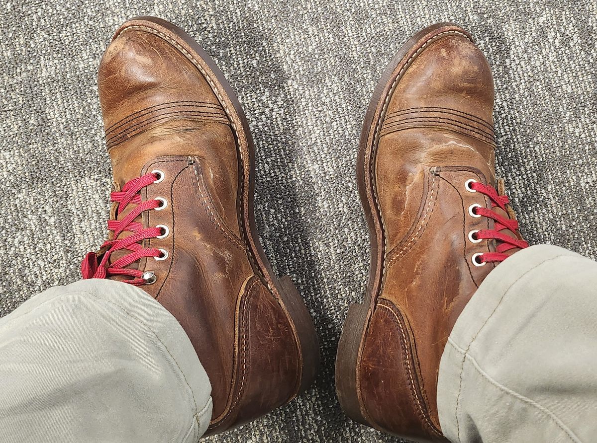 Photo by Zeonic on January 26, 2024 of the Red Wing Iron Ranger in S.B. Foot Copper Rough and Tough.