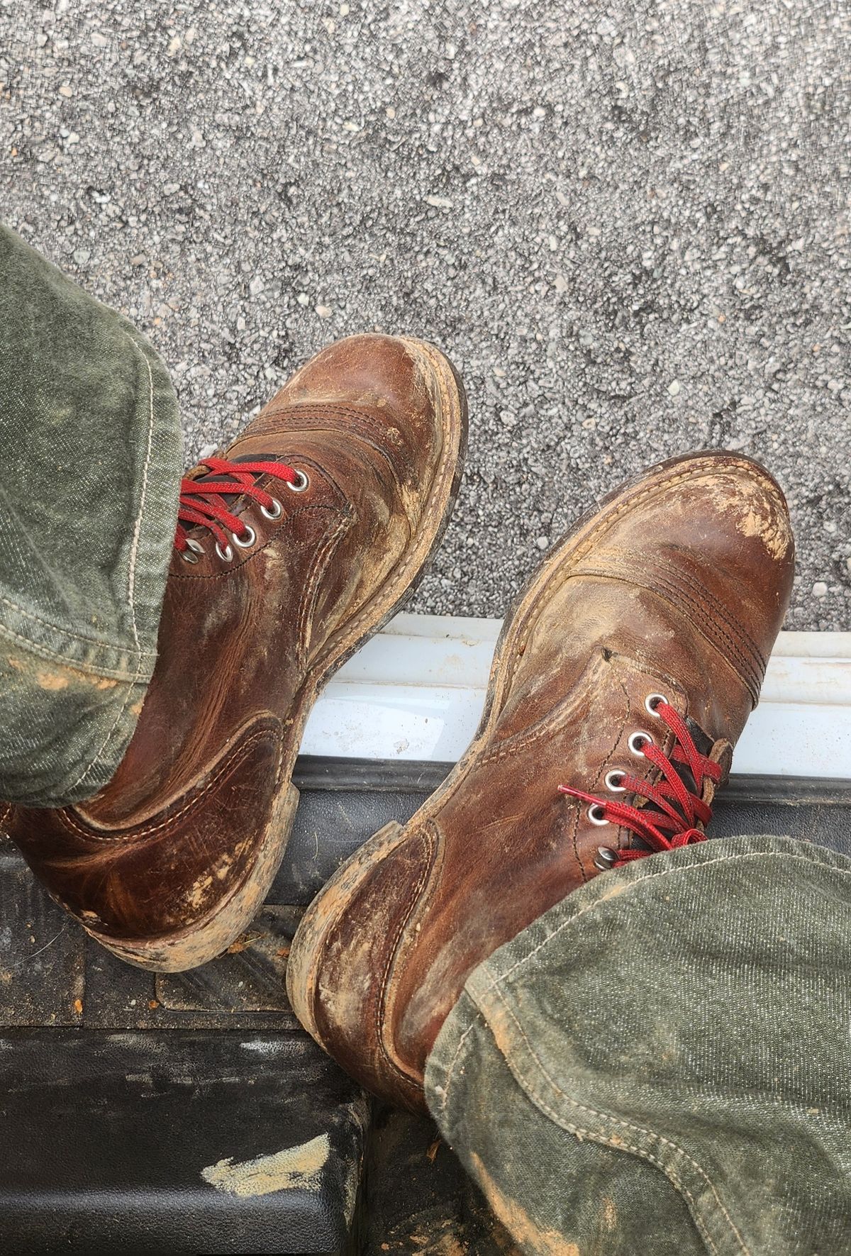 Photo by Zeonic on September 25, 2024 of the Red Wing Iron Ranger in S.B. Foot Copper Rough and Tough.