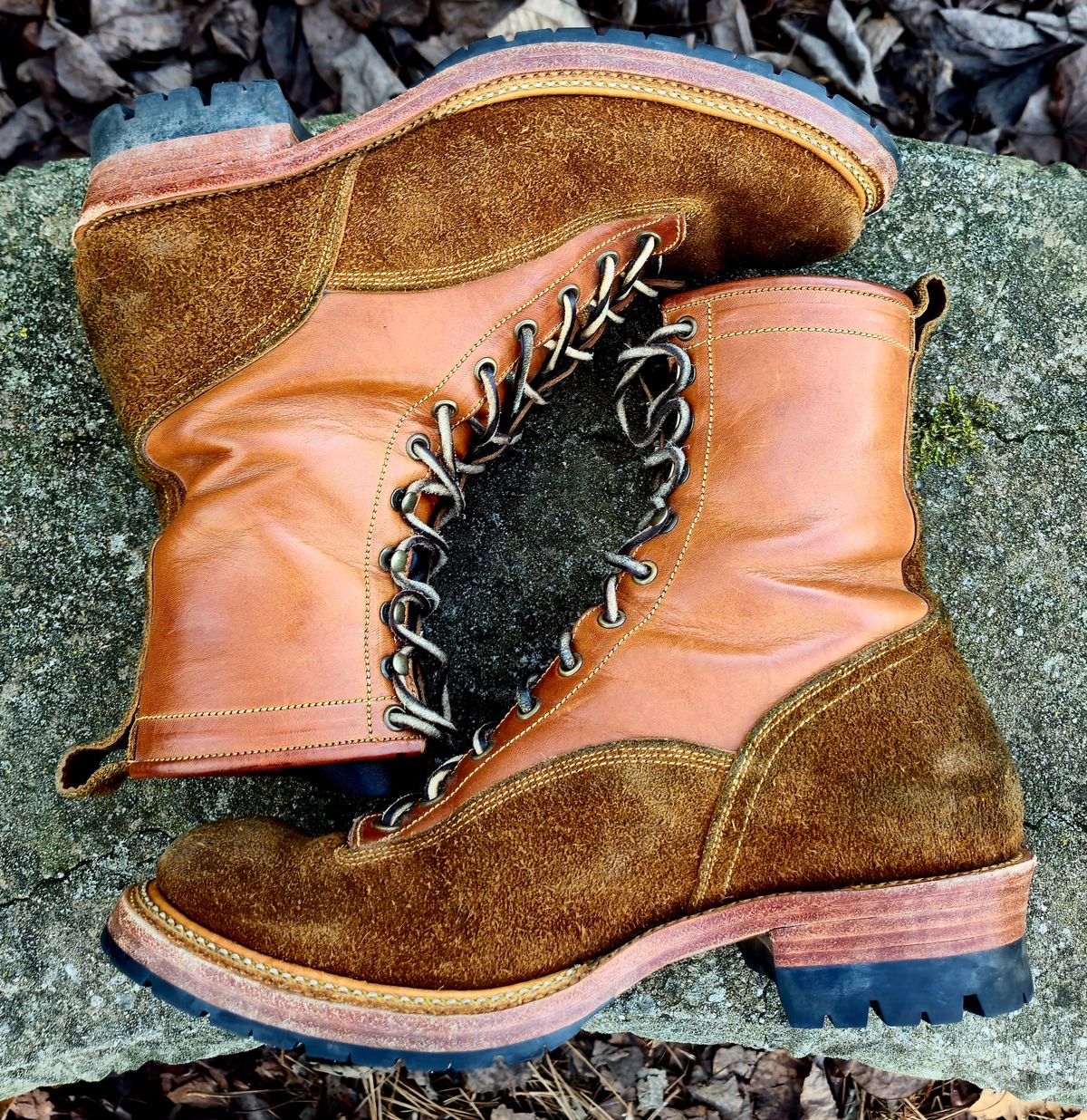 Photo by Zeonic on January 4, 2025 of the Fortis Boots Goldrush in Badalassi Carlo Cognac Minerva.