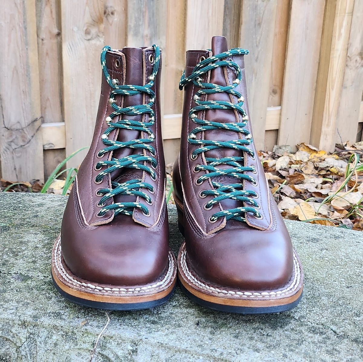 Photo by Zeonic on November 1, 2023 of the White's Bounty Hunter in Horween Brown Chromexcel.