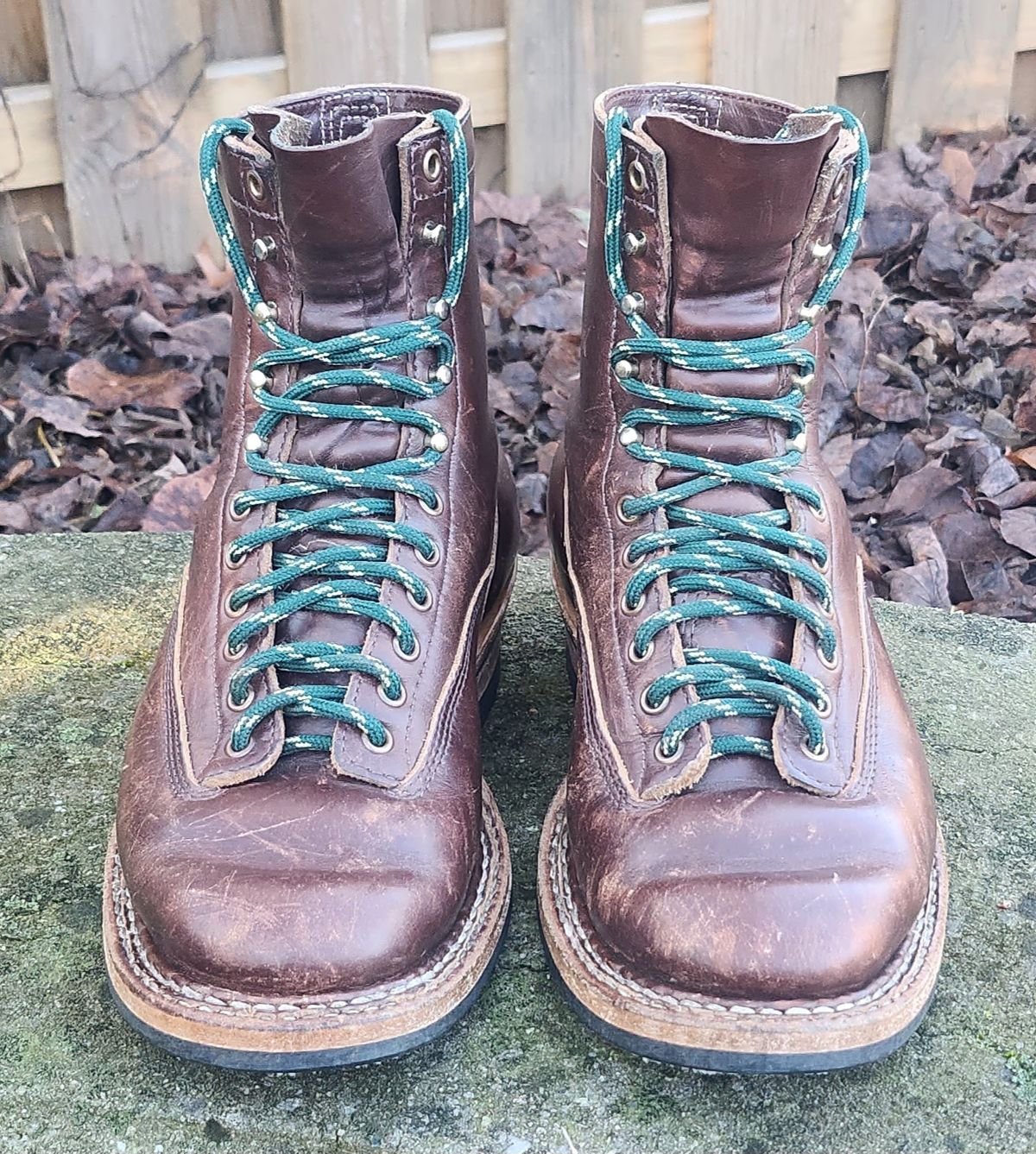 Photo by Zeonic on December 4, 2023 of the White's Bounty Hunter in Horween Brown Chromexcel.