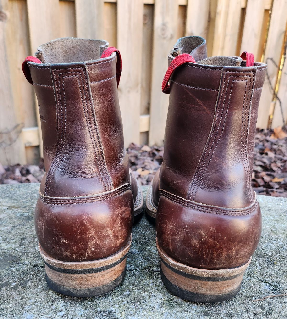Photo by Zeonic on January 1, 2024 of the White's Bounty Hunter in Horween Brown Chromexcel.