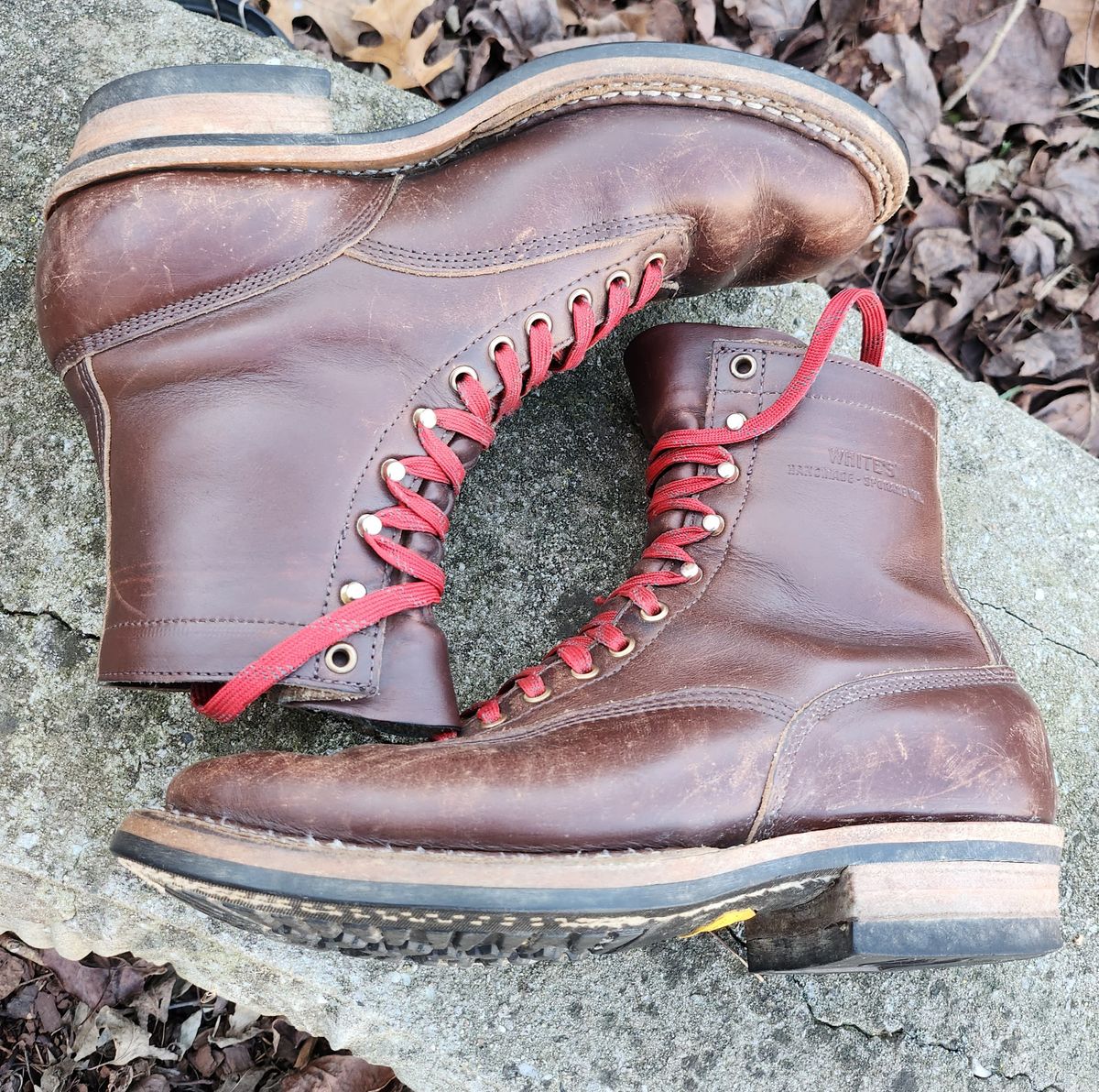 Photo by Zeonic on January 1, 2024 of the White's Bounty Hunter in Horween Brown Chromexcel.
