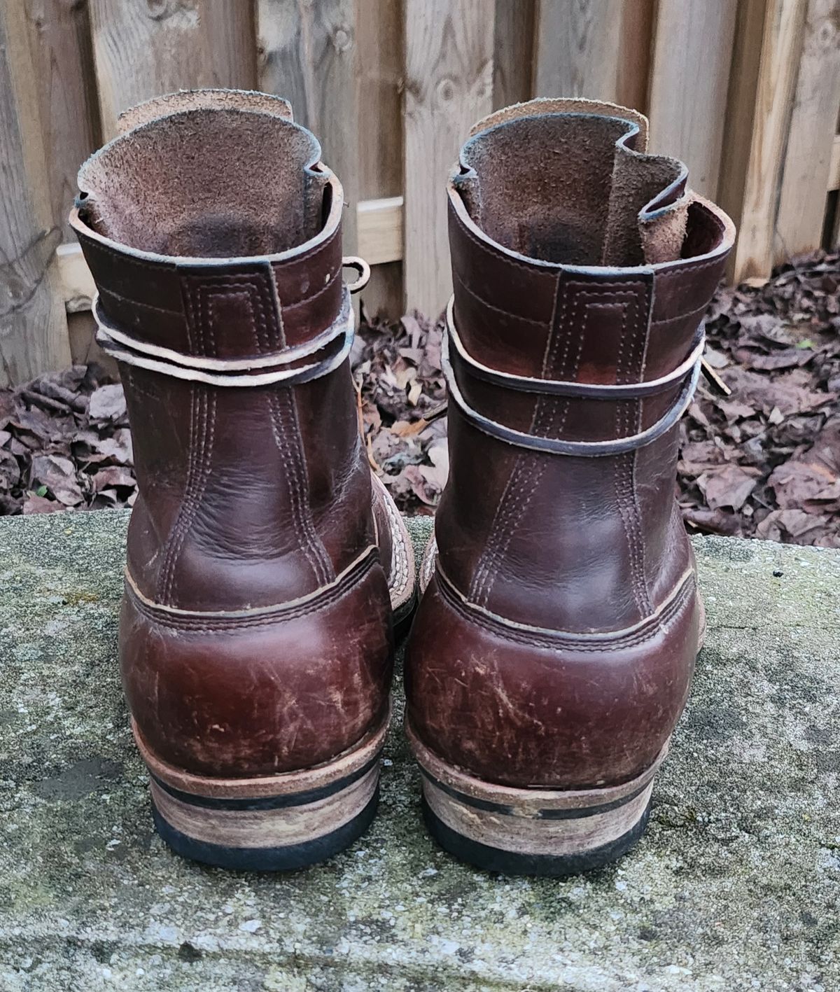 Photo by Zeonic on February 1, 2024 of the White's Bounty Hunter in Horween Brown Chromexcel.