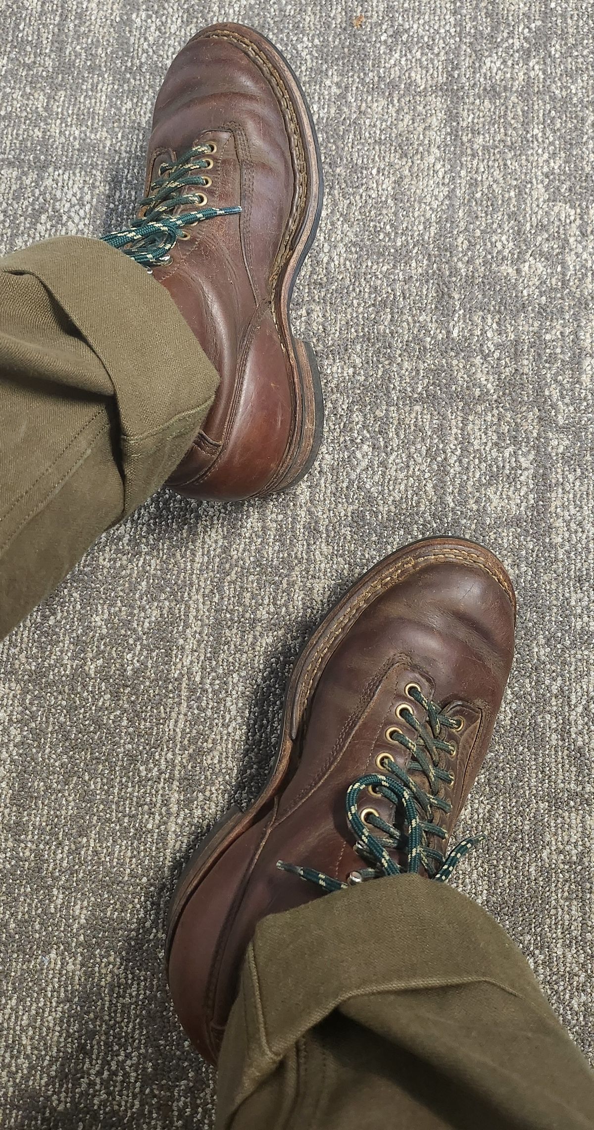 Photo by Zeonic on November 18, 2024 of the White's Bounty Hunter in Horween Brown Chromexcel.