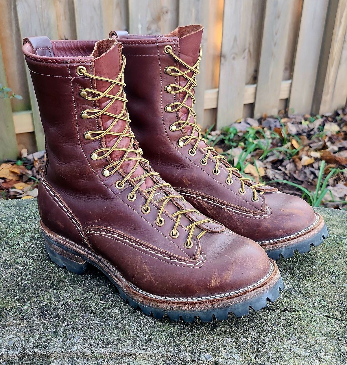 Photo by Zeonic on November 1, 2024 of the Wesco Jobmaster in Seidel Red Dog Oil Tan.