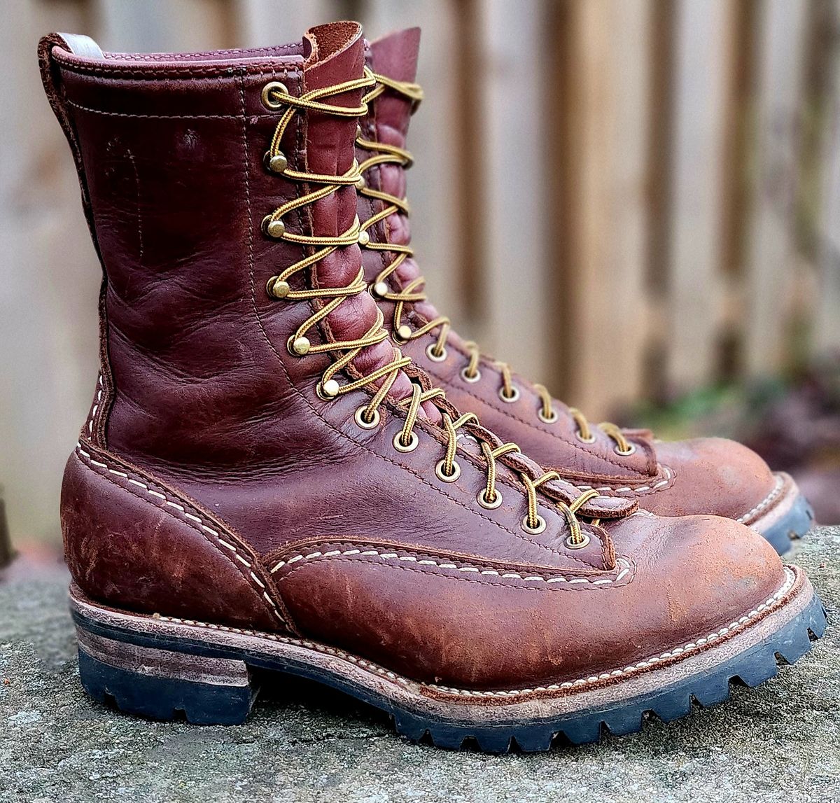 Photo by Zeonic on December 3, 2024 of the Wesco Jobmaster in Seidel Red Dog Oil Tan.