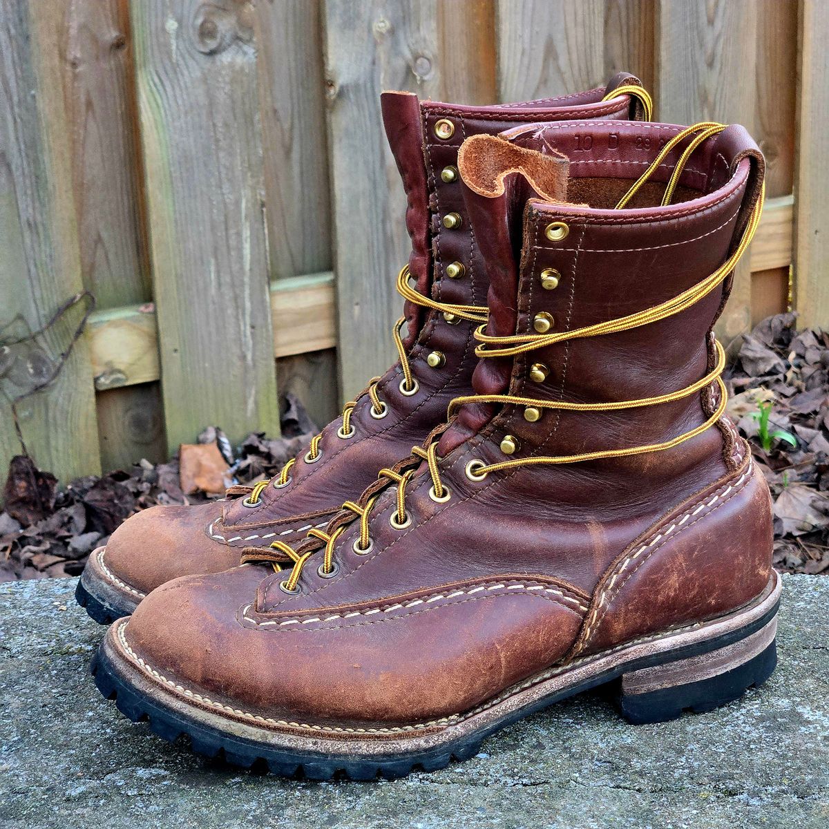 Photo by Zeonic on March 2, 2025 of the Wesco Jobmaster in Seidel Red Dog Oil Tan.