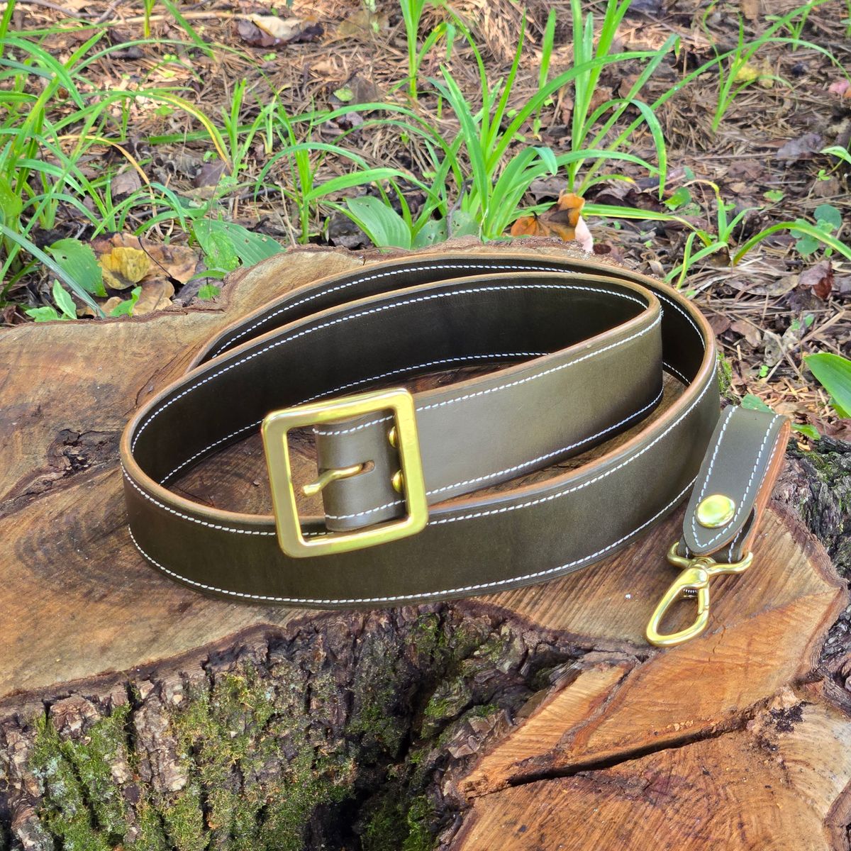 Photo by Zeonic on October 1, 2025 of the Unsung Yoke Belt in Wickett & Craig Olive Oiled Latigo.