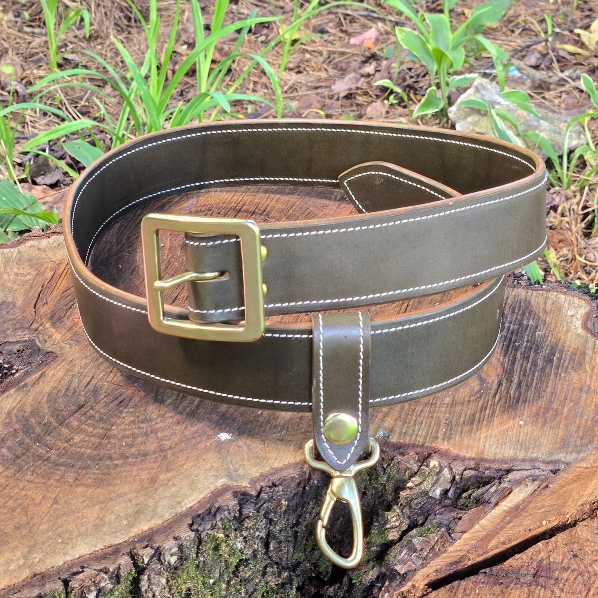 Photo by Zeonic on October 1, 2025 of the Unsung Yoke Belt in Wickett & Craig Olive Oiled Latigo.