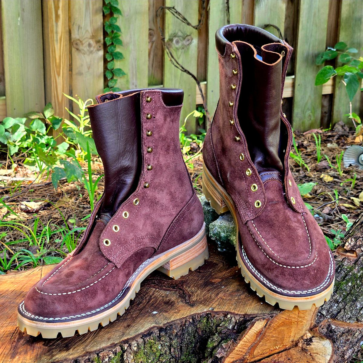 Photo by Zeonic on October 1, 2025 of the Nicks Moc Toe in 64 Mahogany.