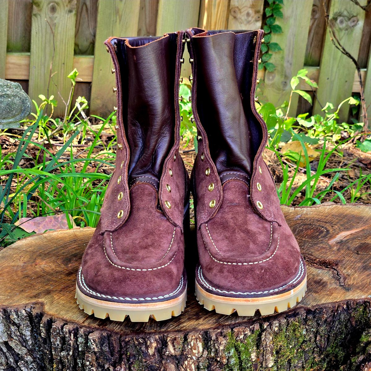 Photo by Zeonic on October 1, 2025 of the Nicks Moc Toe in 64 Mahogany.