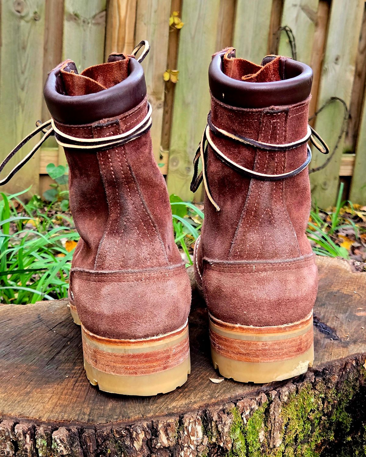 Photo by Zeonic on November 1, 2025 of the Nicks Moc Toe in 64 Mahogany.