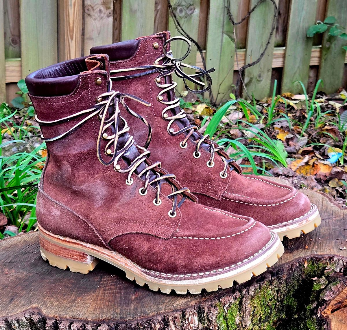 Photo by Zeonic on November 1, 2025 of the Nicks Moc Toe in 64 Mahogany.