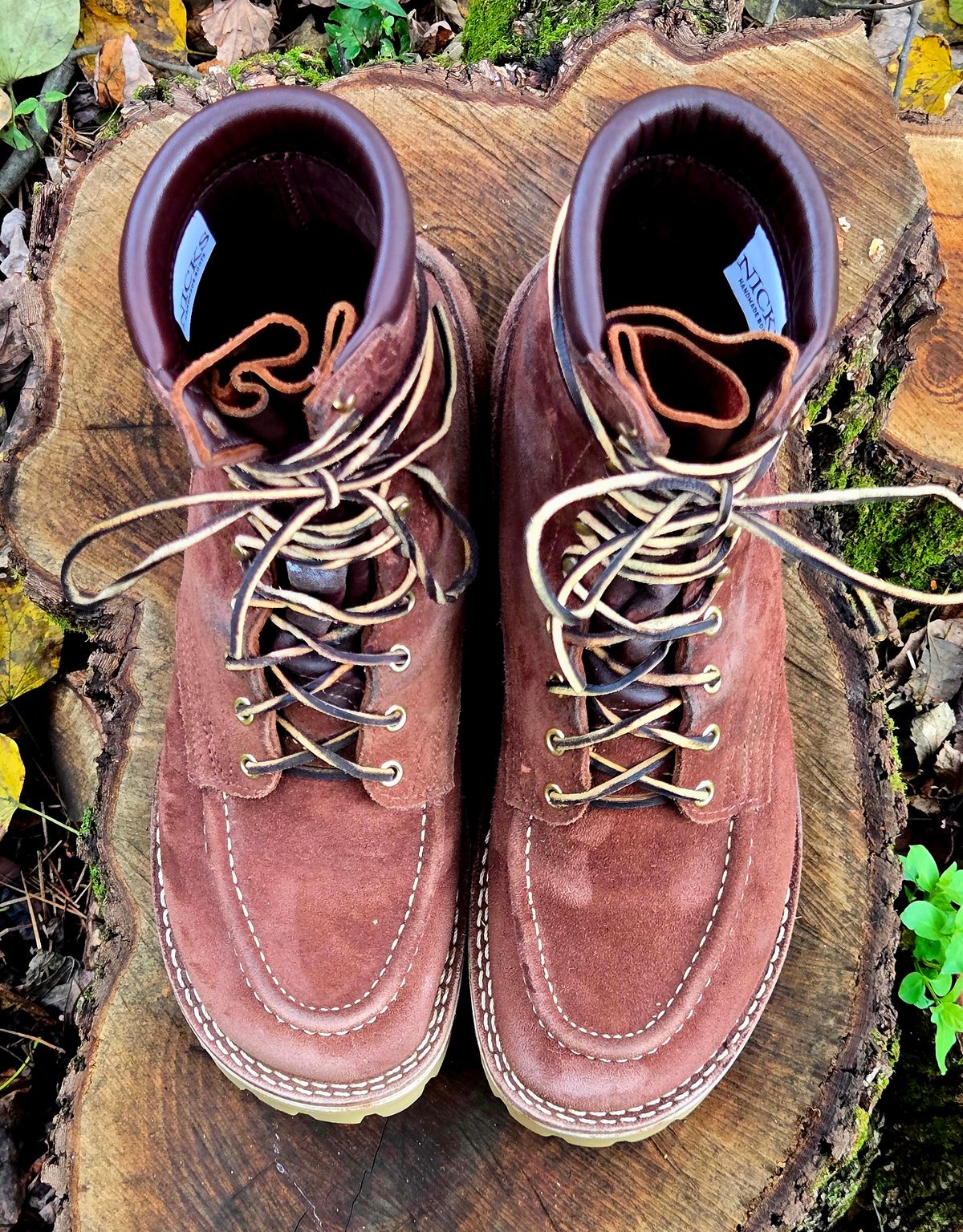 Photo by Zeonic on November 1, 2025 of the Nicks Moc Toe in 64 Mahogany.