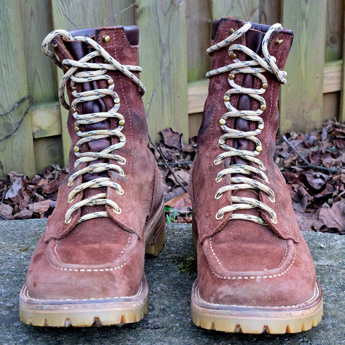 Photo by Zeonic on January 1, 2026 of the Nicks Moc Toe in 64 Mahogany.