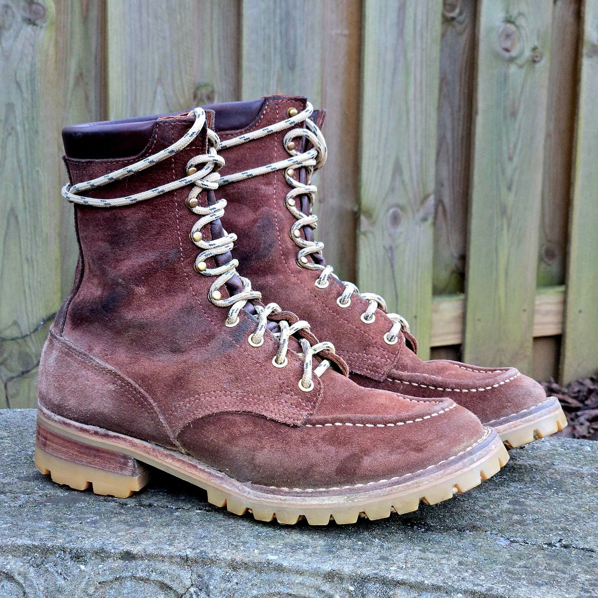 Photo by Zeonic on January 1, 2026 of the Nicks Moc Toe in 64 Mahogany.