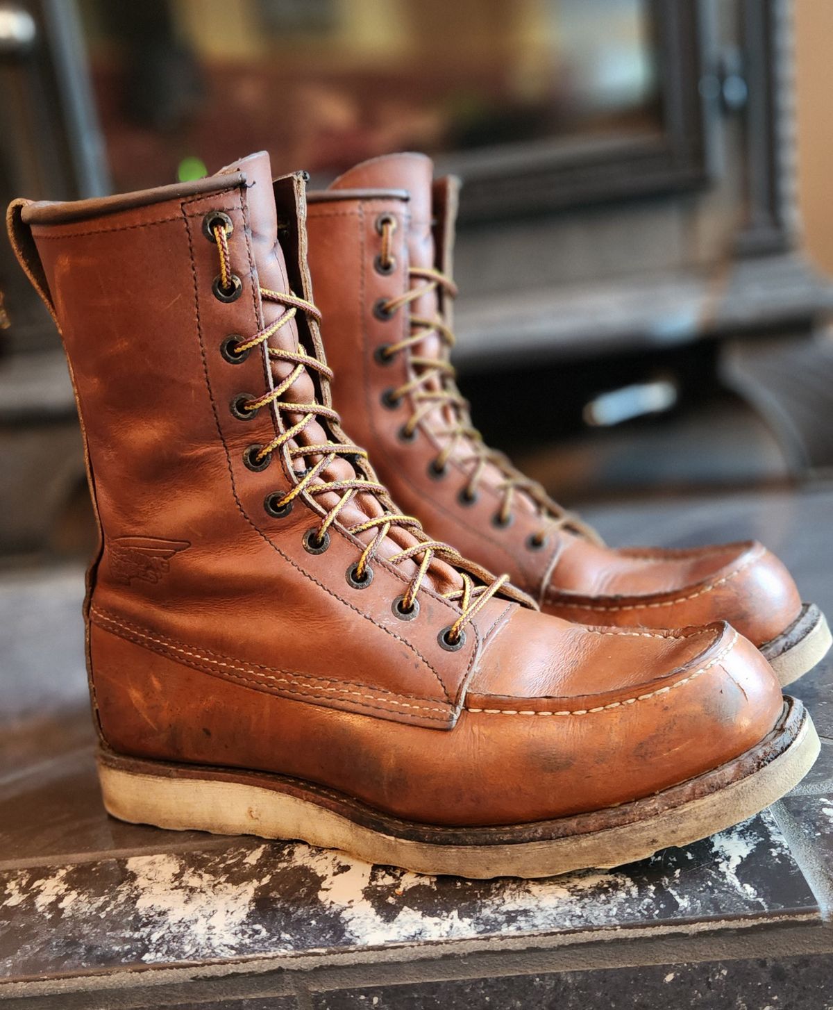 Photo by Longshot on November 1, 2023 of the Red Wing 8-Inch Classic Moc in S.B. Foot Oro-Iginal.
