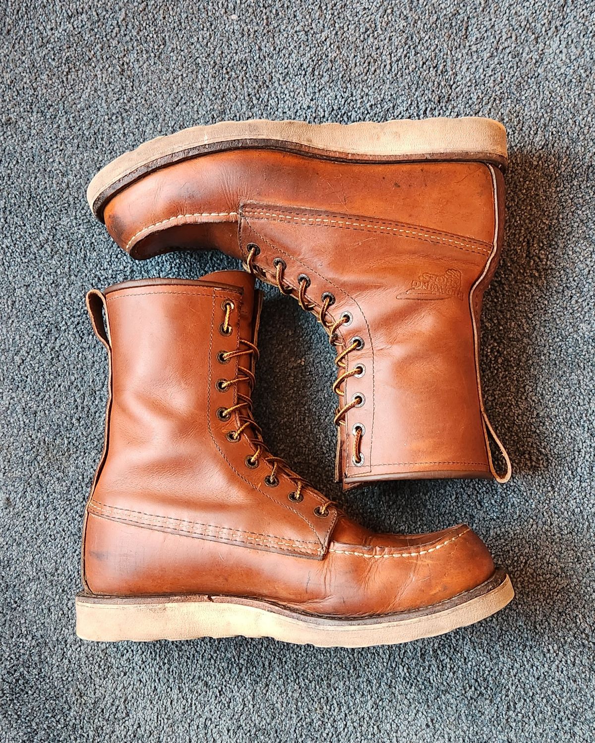 Photo by Longshot on December 4, 2023 of the Red Wing 8-Inch Classic Moc in S.B. Foot Oro-Iginal.