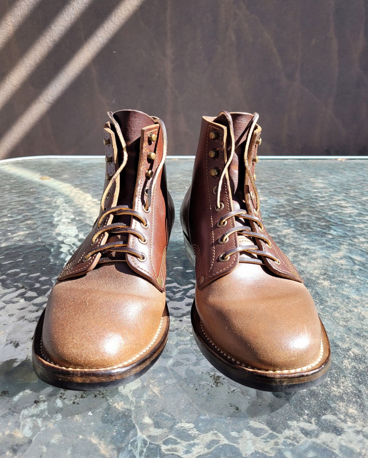 Photo by ericawjc on November 5, 2024 of the NF Bootmaker Milton Boot in Horween Natural Illini Latigo.