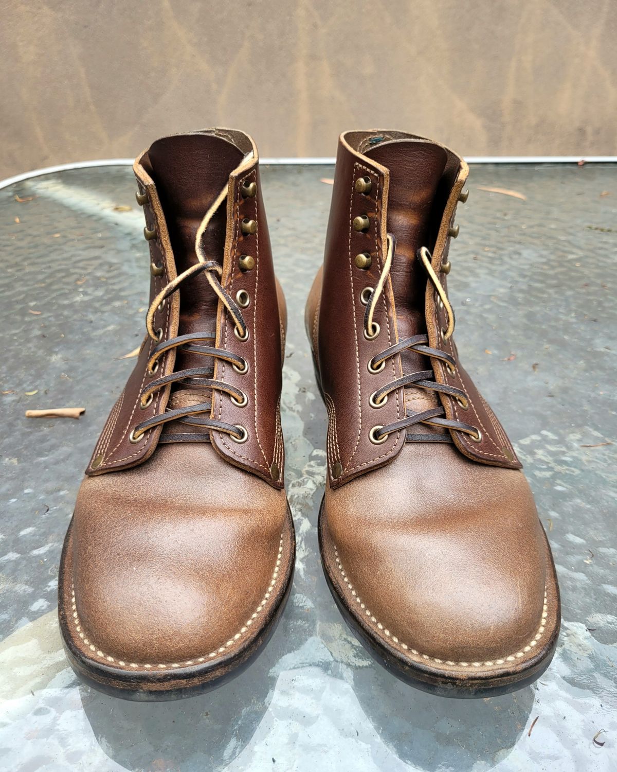 Photo by ericawjc on December 6, 2024 of the NF Bootmaker Milton Boot in Horween Natural Illini Latigo.