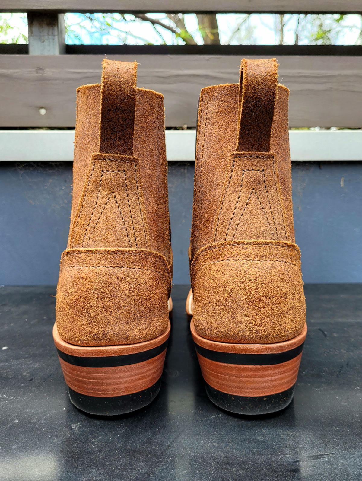 Photo by ericawjc on October 1, 2025 of the Nicks Heritage Chelsea in Nicks / Seidel 1964 Monarch Roughout.