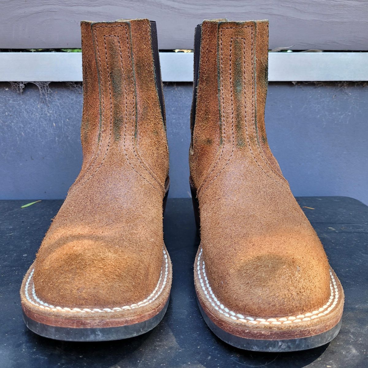 Photo by ericawjc on January 5, 2026 of the Nicks Heritage Chelsea in Nicks / Seidel 1964 Monarch Roughout.