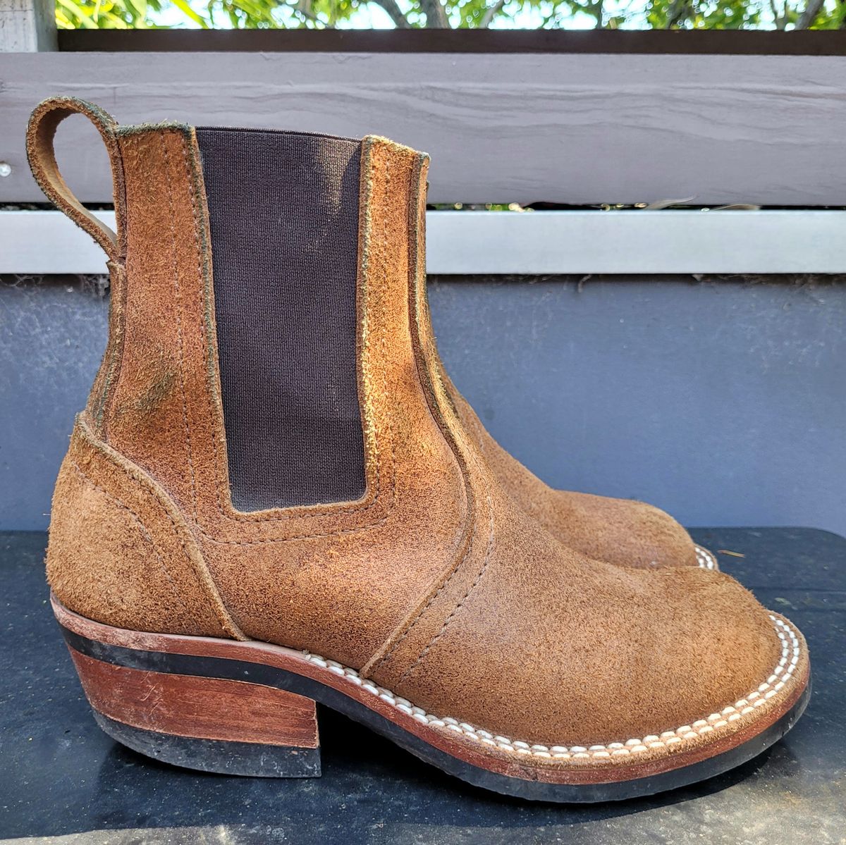 Photo by ericawjc on January 5, 2026 of the Nicks Heritage Chelsea in Nicks / Seidel 1964 Monarch Roughout.