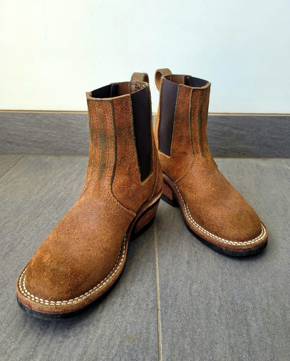 Photo by ericawjc on February 6, 2026 of the Nicks Heritage Chelsea in Nicks / Seidel 1964 Monarch Roughout.