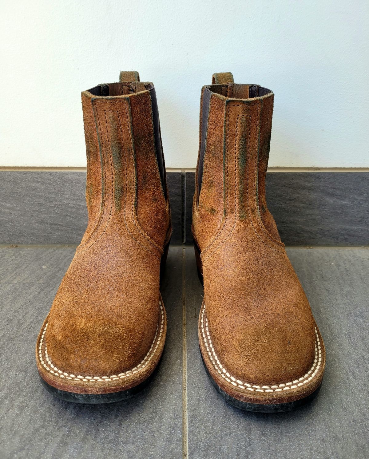 Photo by ericawjc on February 6, 2026 of the Nicks Heritage Chelsea in Nicks / Seidel 1964 Monarch Roughout.