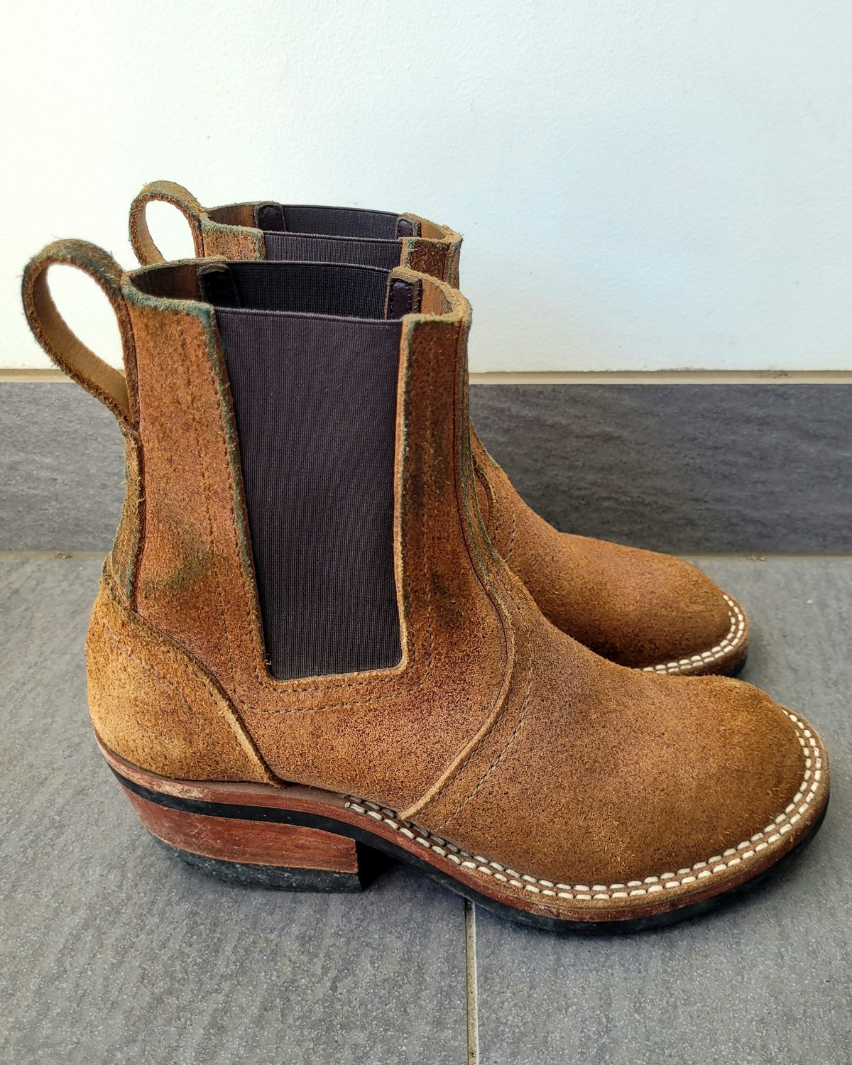 Photo by ericawjc on February 6, 2026 of the Nicks Heritage Chelsea in Nicks / Seidel 1964 Monarch Roughout.