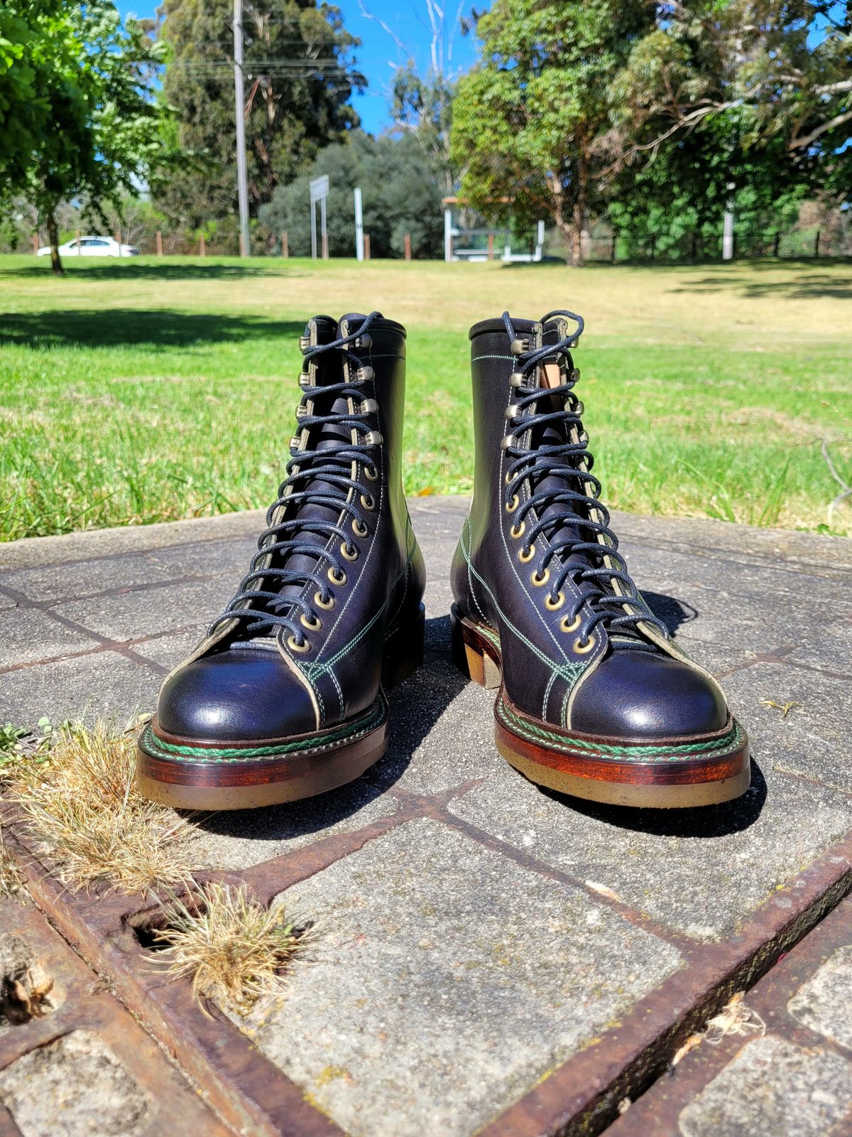 Photo by ericawjc on October 1, 2023 of the Onderhoud LCV02 Monkey Boot in Badalassi Carlo Oliva Minerva Overdyed Black.