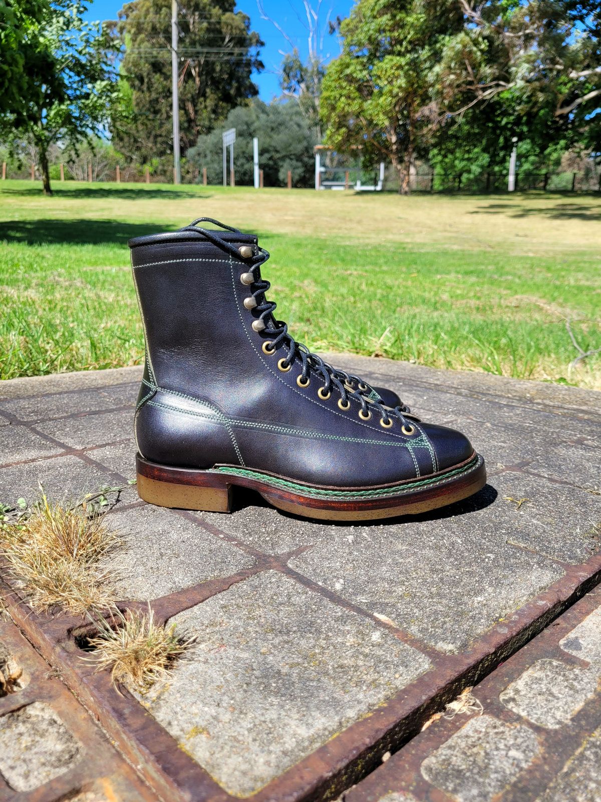 Photo by ericawjc on October 1, 2023 of the Onderhoud LCV02 Monkey Boot in Badalassi Carlo Oliva Minerva Overdyed Black.