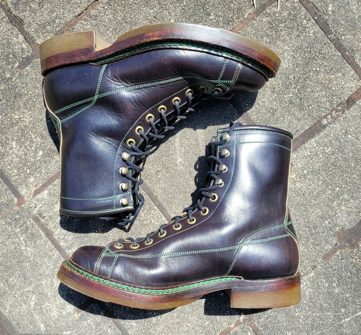 Photo by ericawjc on November 5, 2023 of the Onderhoud LCV02 Monkey Boot in Badalassi Carlo Oliva Minerva Overdyed Black.