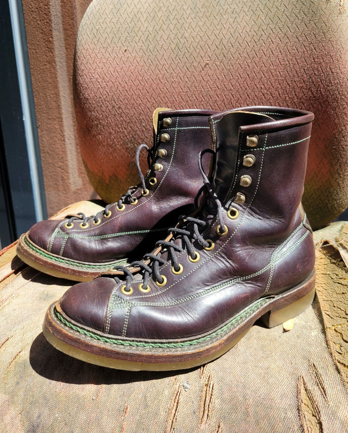 Photo by ericawjc on March 5, 2024 of the Onderhoud LCV02 Monkey Boot in Badalassi Carlo Oliva Minerva Overdyed Black.