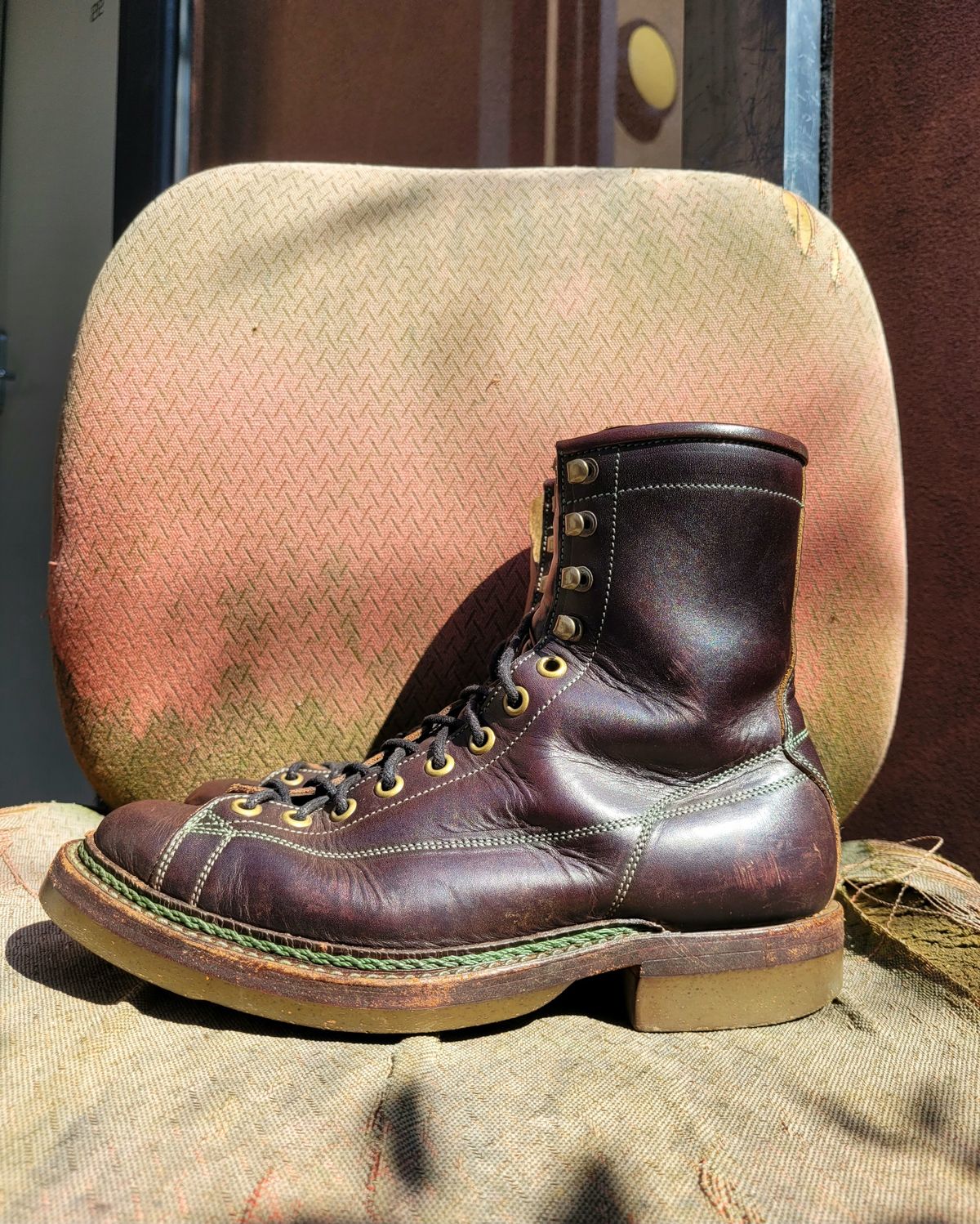 Photo by ericawjc on April 5, 2024 of the Onderhoud LCV02 Monkey Boot in Badalassi Carlo Oliva Minerva Overdyed Black.