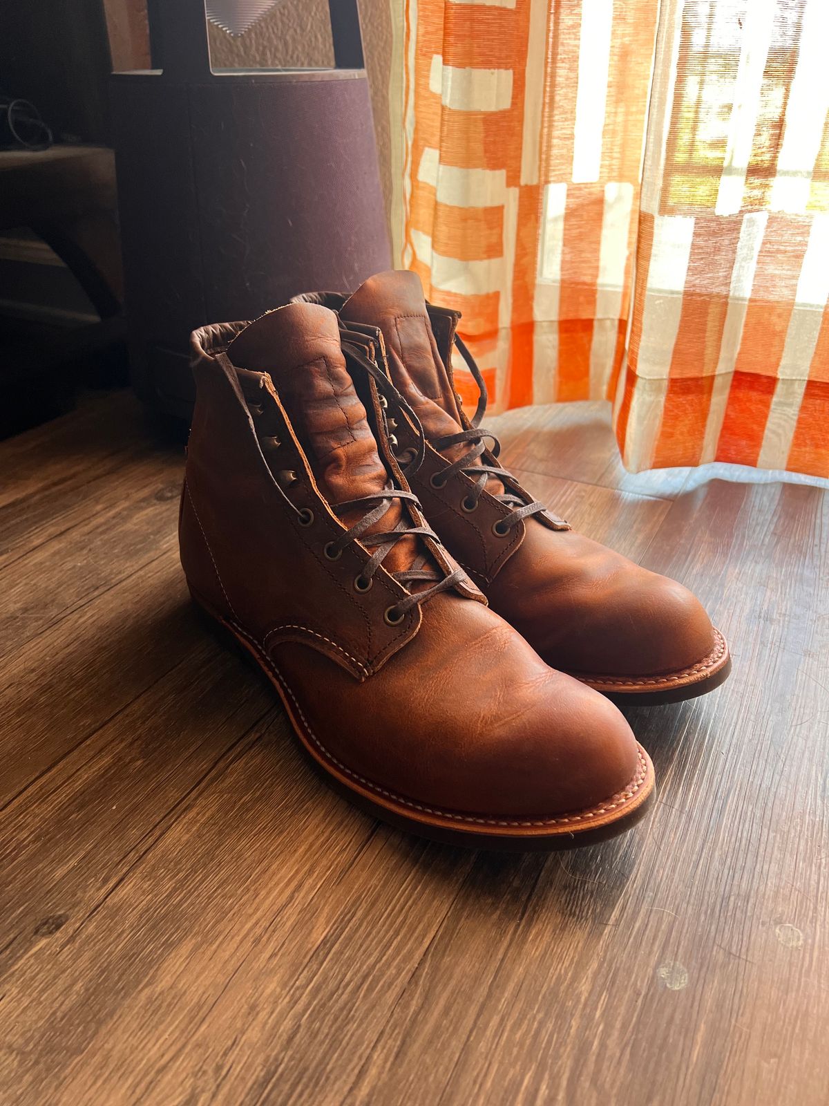 Photo by surfacelogan on September 2, 2023 of the Red Wing Blacksmith in S.B. Foot Copper Rough and Tough.