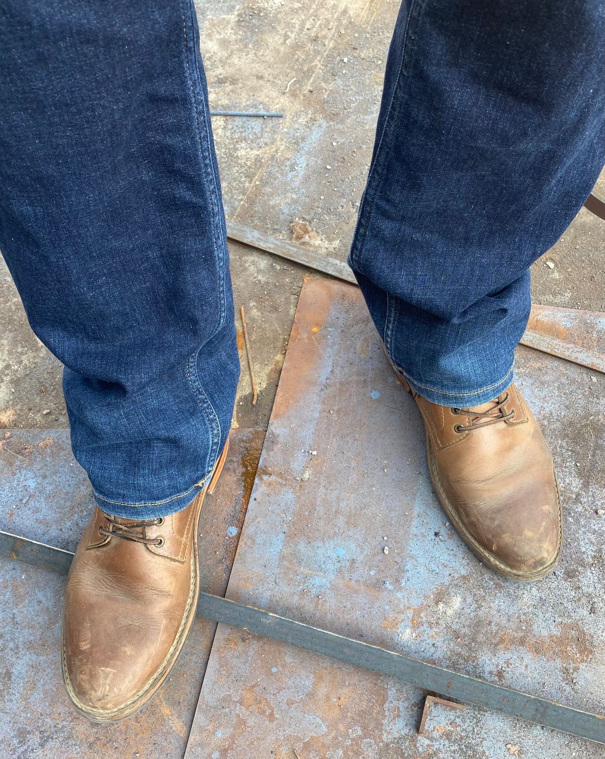 Photo by iPradeep on November 5, 2022 of the Blkbrd Shoemaker Rudiger Service Boot in Horween Natural Chromexcel.