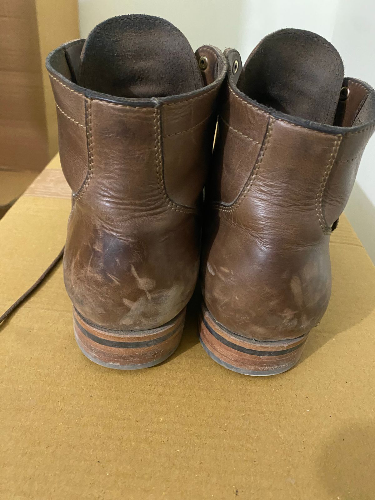 Photo by iPradeep on November 5, 2022 of the Blkbrd Shoemaker Rudiger Service Boot in Horween Natural Chromexcel.