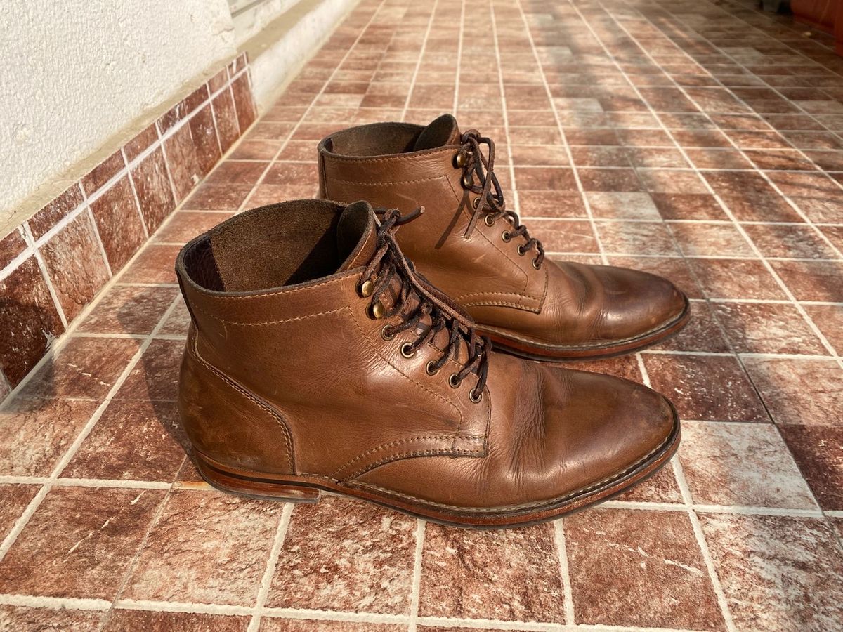 Photo by iPradeep on December 4, 2022 of the Blkbrd Shoemaker Rudiger Service Boot in Horween Natural Chromexcel.