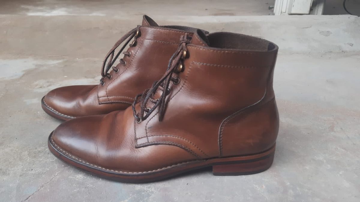 Photo by iPradeep on January 4, 2023 of the Blkbrd Shoemaker Rudiger Service Boot in Horween Natural Chromexcel.