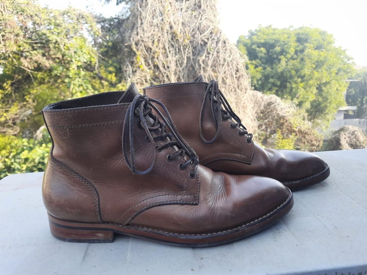 Photo by iPradeep on February 6, 2023 of the Blkbrd Shoemaker Rudiger Service Boot in Horween Natural Chromexcel.