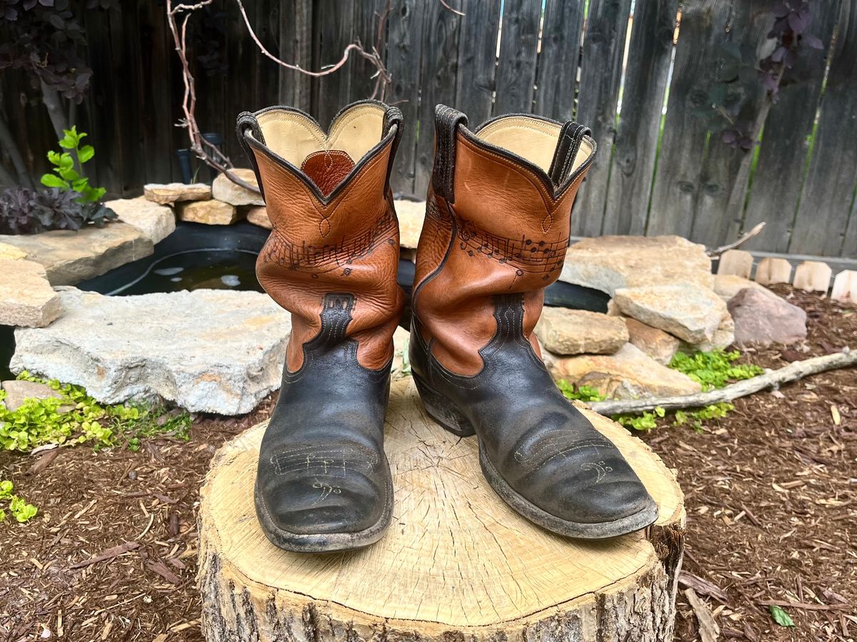 Photo by blinkerfluid on June 14, 2026 of the J.B. Leather Custom Model in Horween French Waxed Calf.