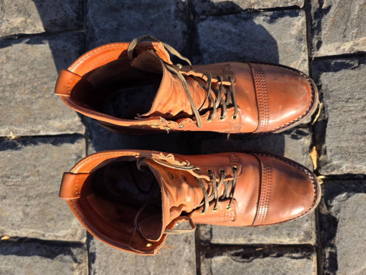 Photo by ironweasel_47 on December 17, 2025 of the Wesco Hendrik in Maryam Brucciato.