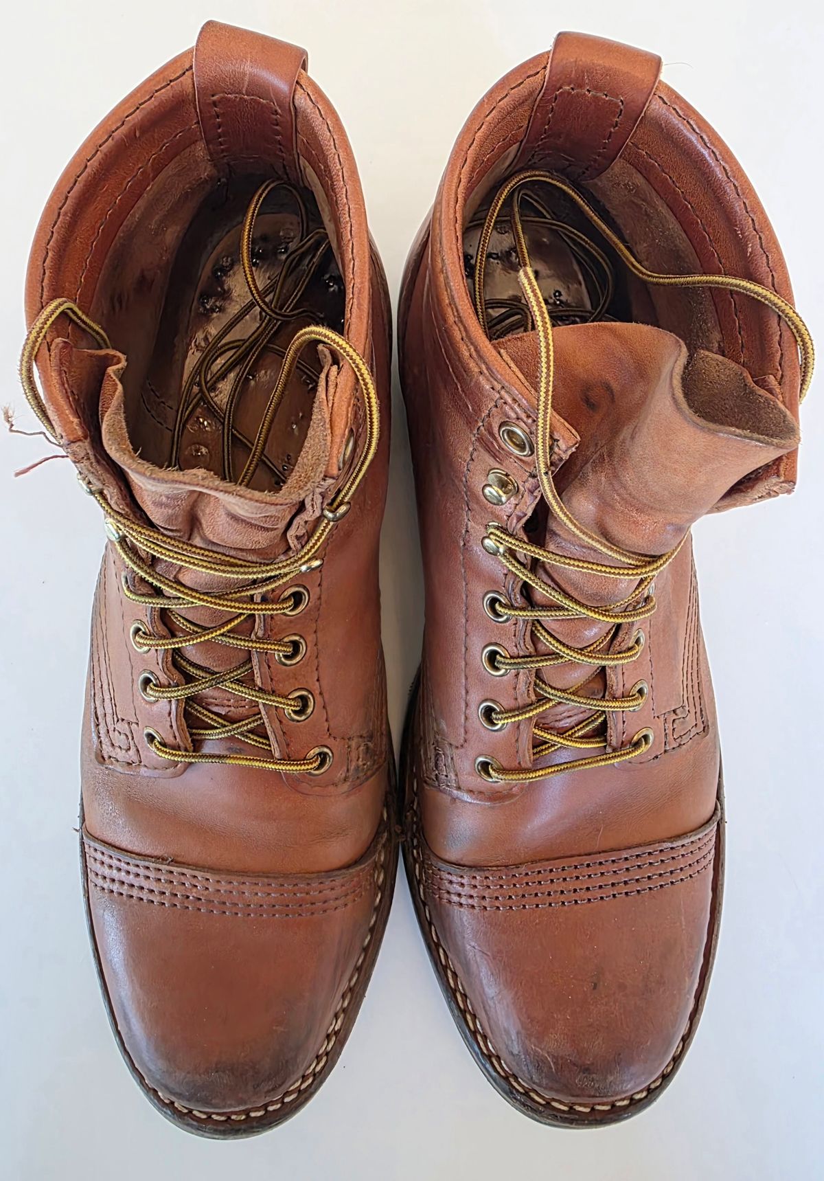 Photo by ironweasel_47 on February 5, 2026 of the Wesco Hendrik in Maryam Brucciato.