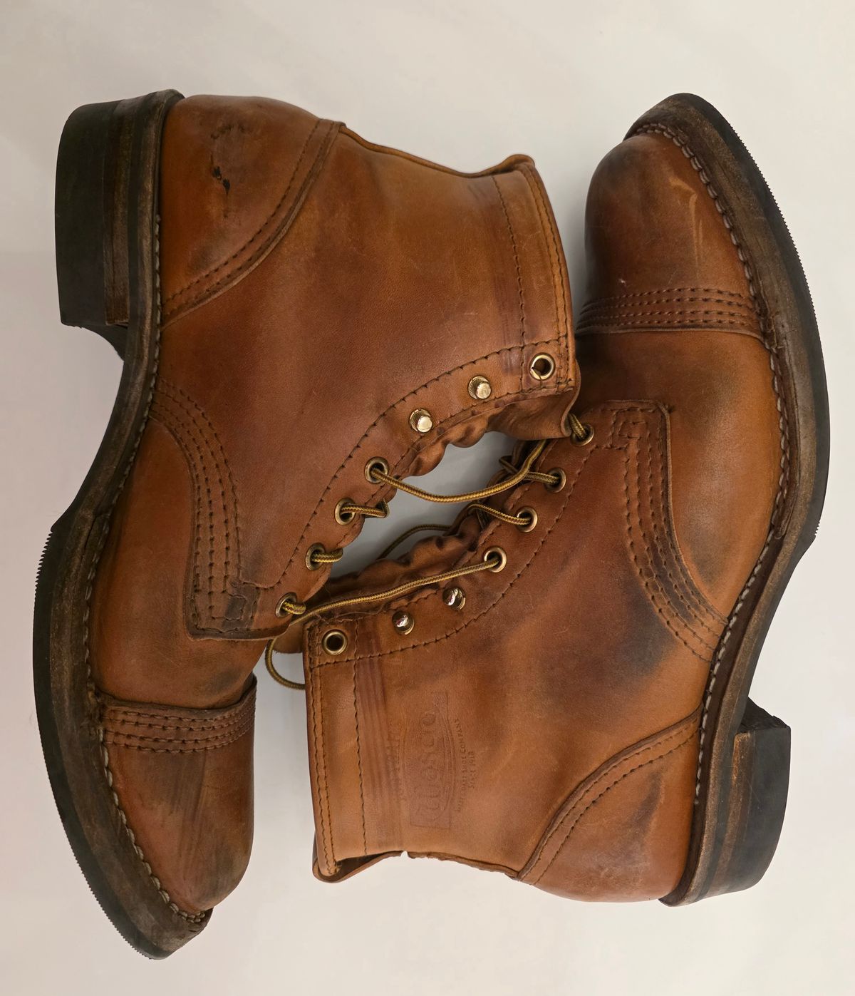 Photo by ironweasel_47 on March 6, 2026 of the Wesco Hendrik in Maryam Brucciato.